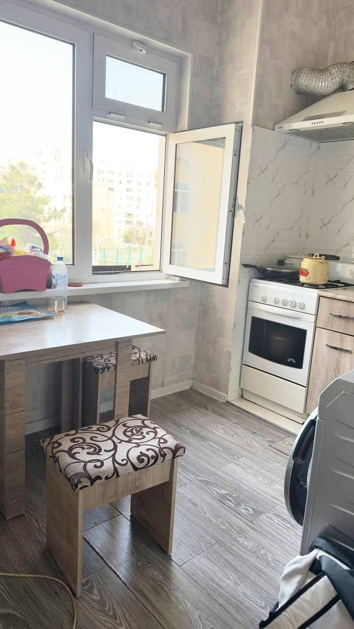 2 xonali kvartira shayxontoxur tumanida