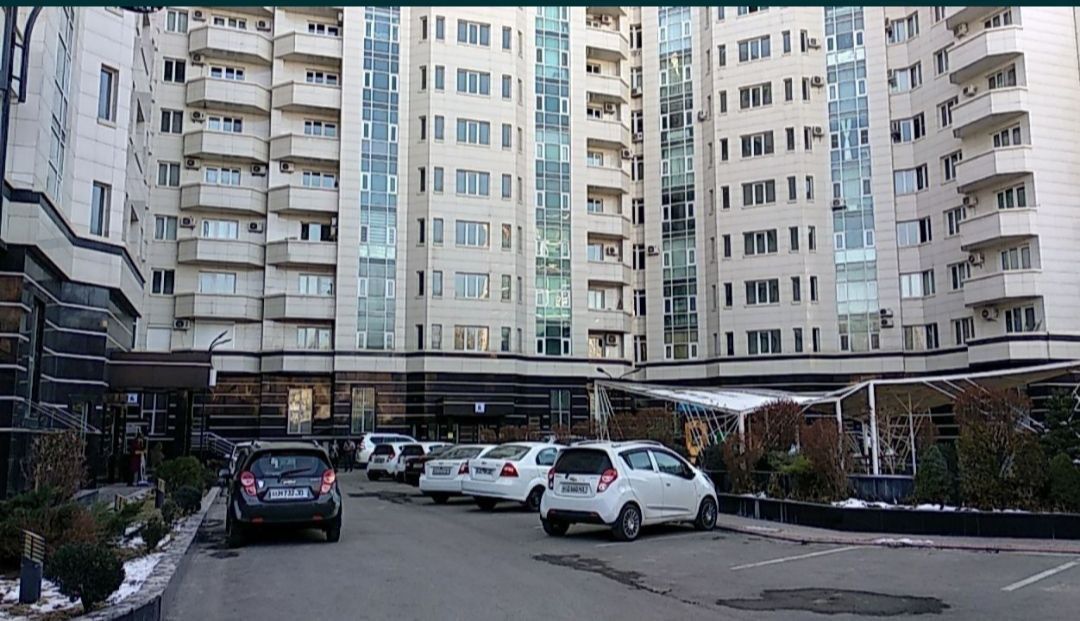 4 xonali kvartira yunusobotda