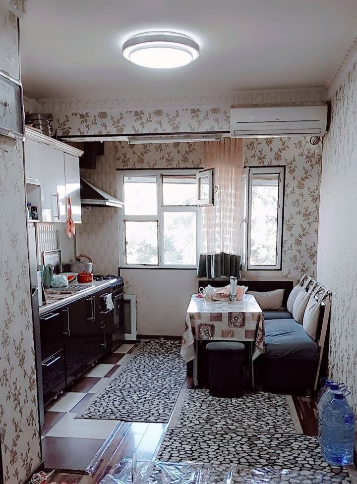 3 xonali kvartira shoyhontohurda